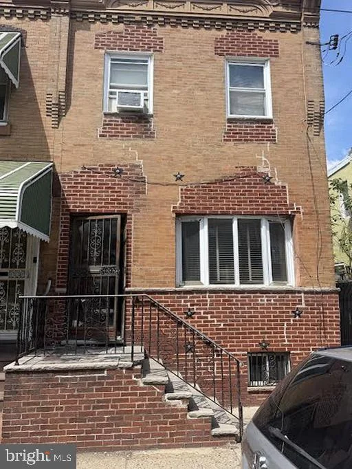 2109 Morris Street