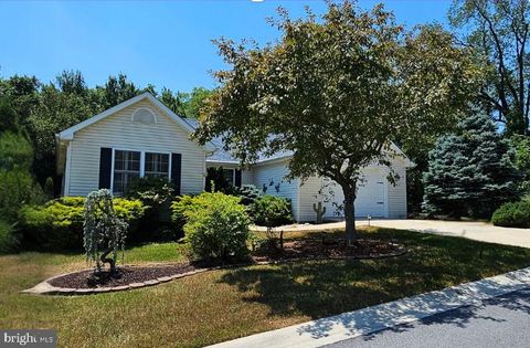 Single Family Residence in Dover DE 139 Planters LANE.jpg