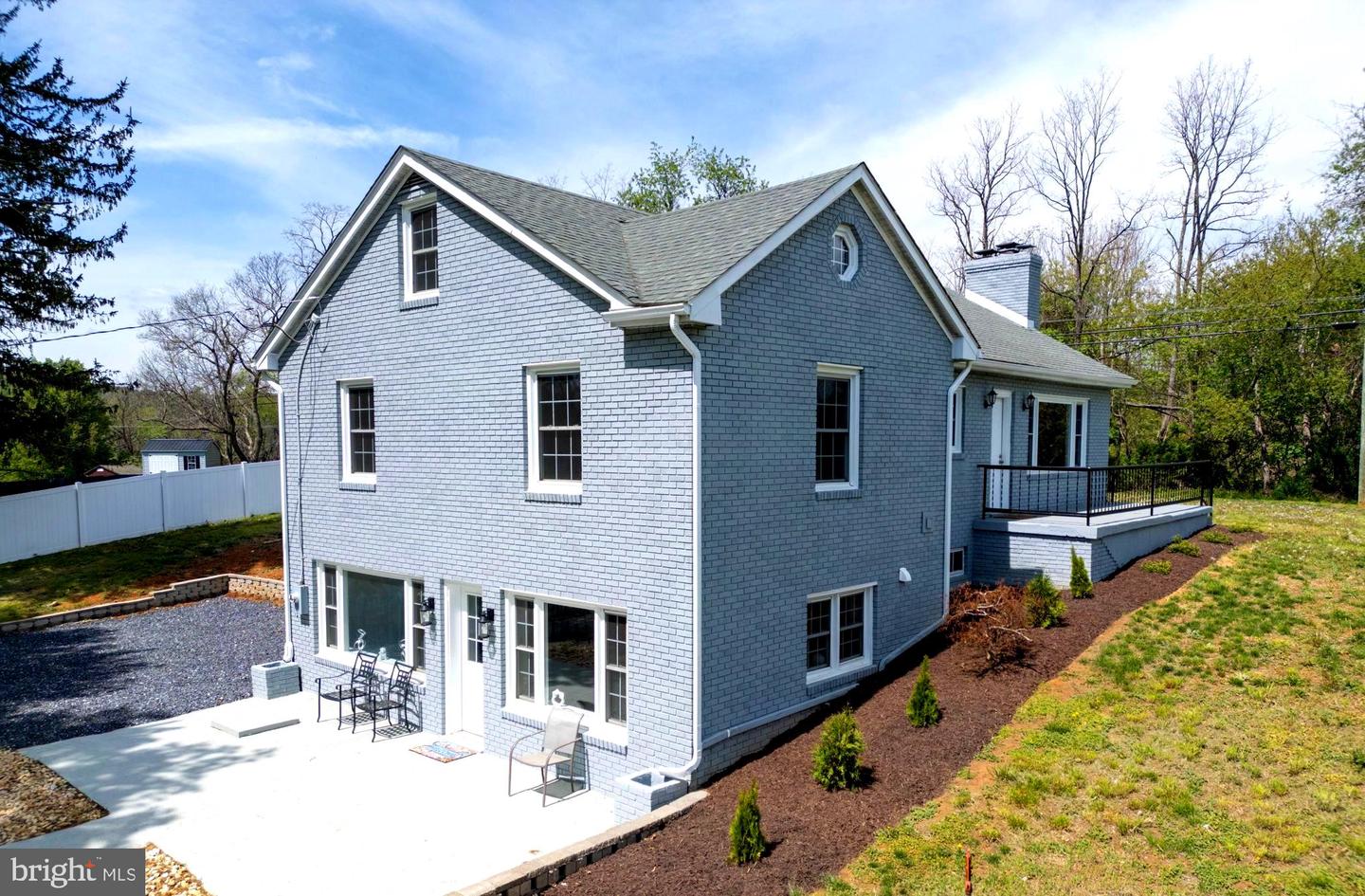 Listing image 1