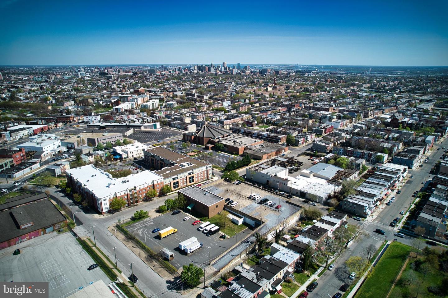 2001 Elgin Ave