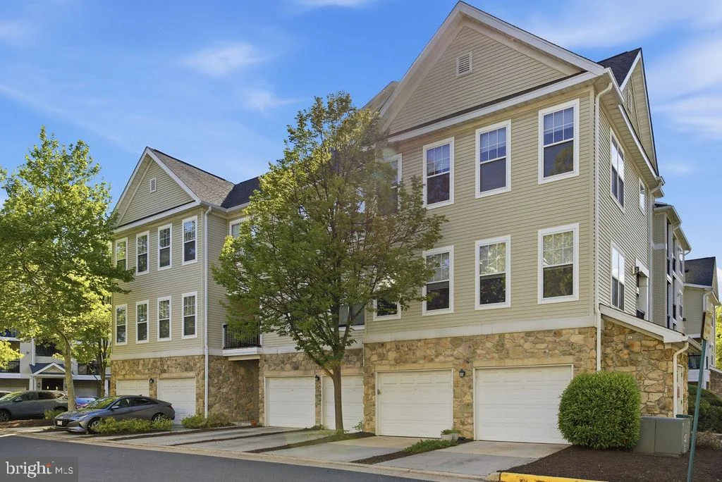 5106 Travis Edward Way Unit C