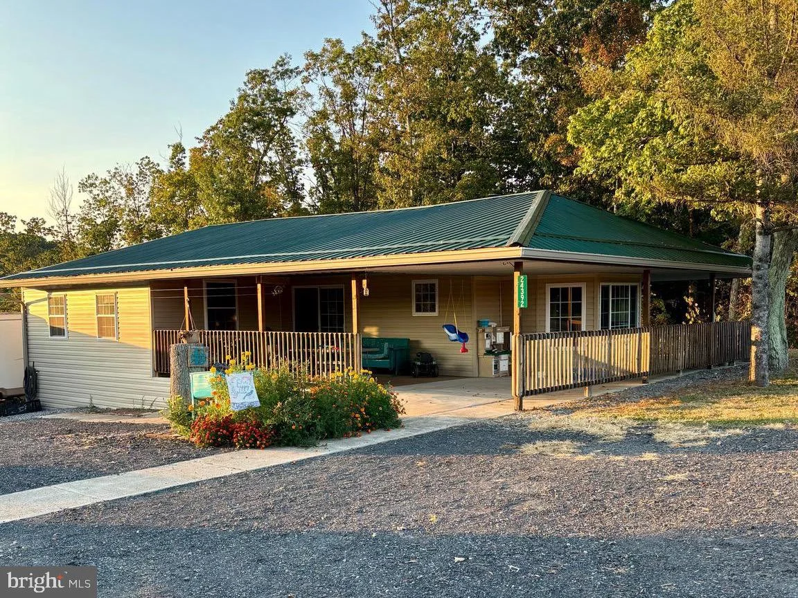 24392 Maddensville Pike, Hustontown, PA, 17229