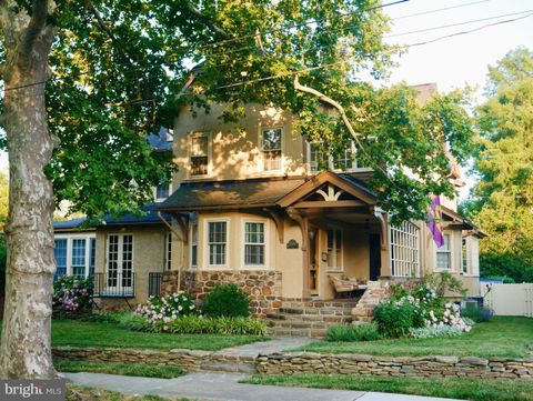 Single Family Residence in Wilmington DE 2100 Grant AVENUE.jpg