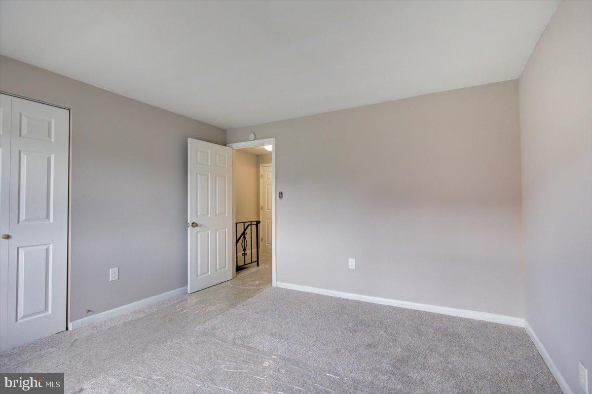 Photo 22 of 28 of 1028 Walnut St townhome