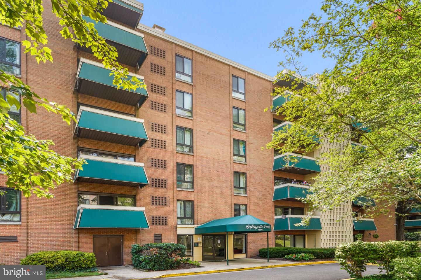 6141 Leesburg Pike Unit 101, Falls Church, VA, 22041