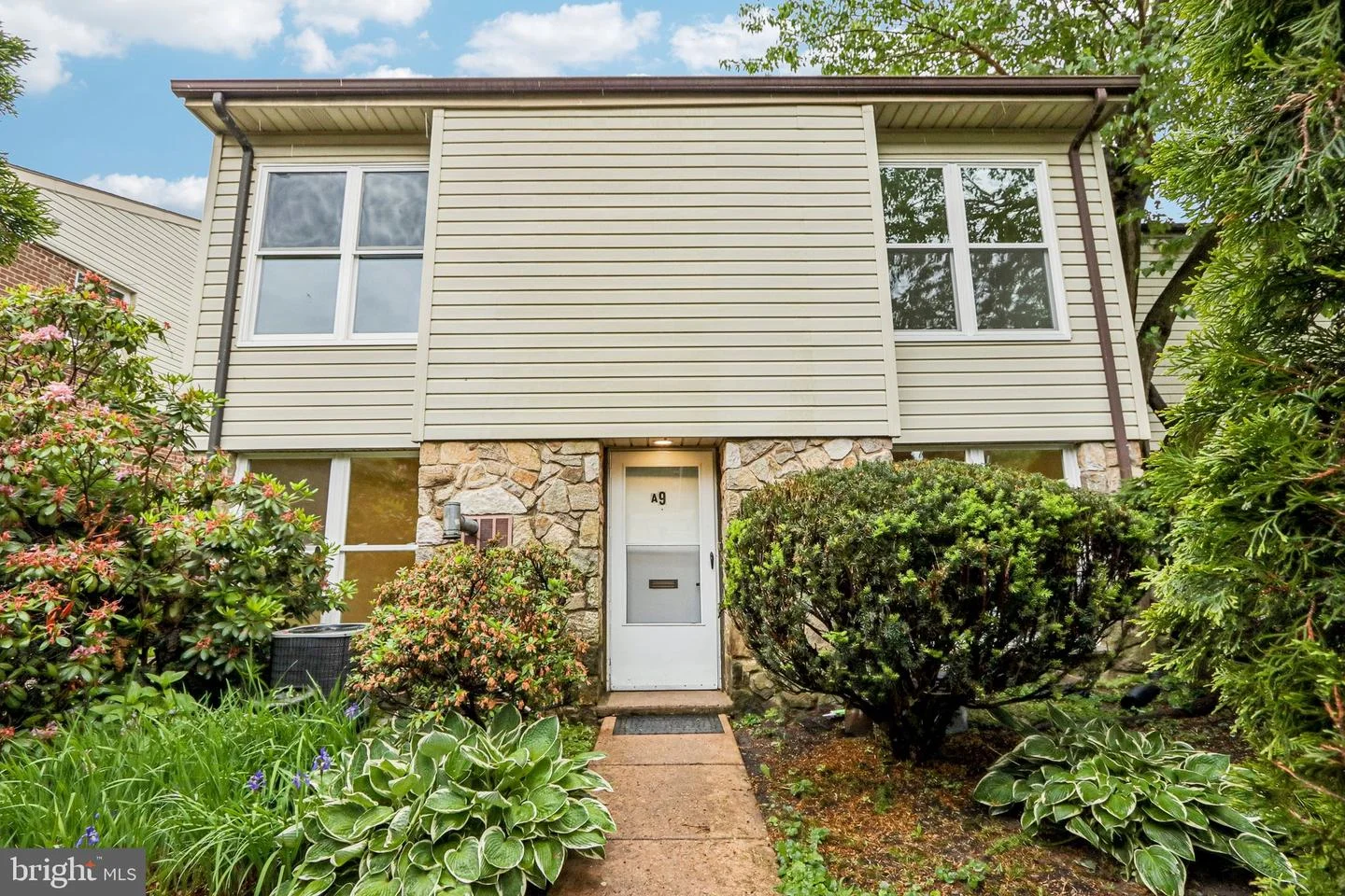 2201 Strahle Street Unit A9