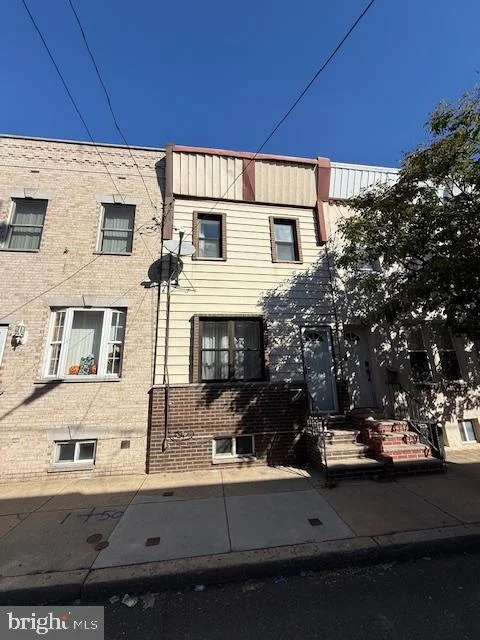 315 Cantrell Street