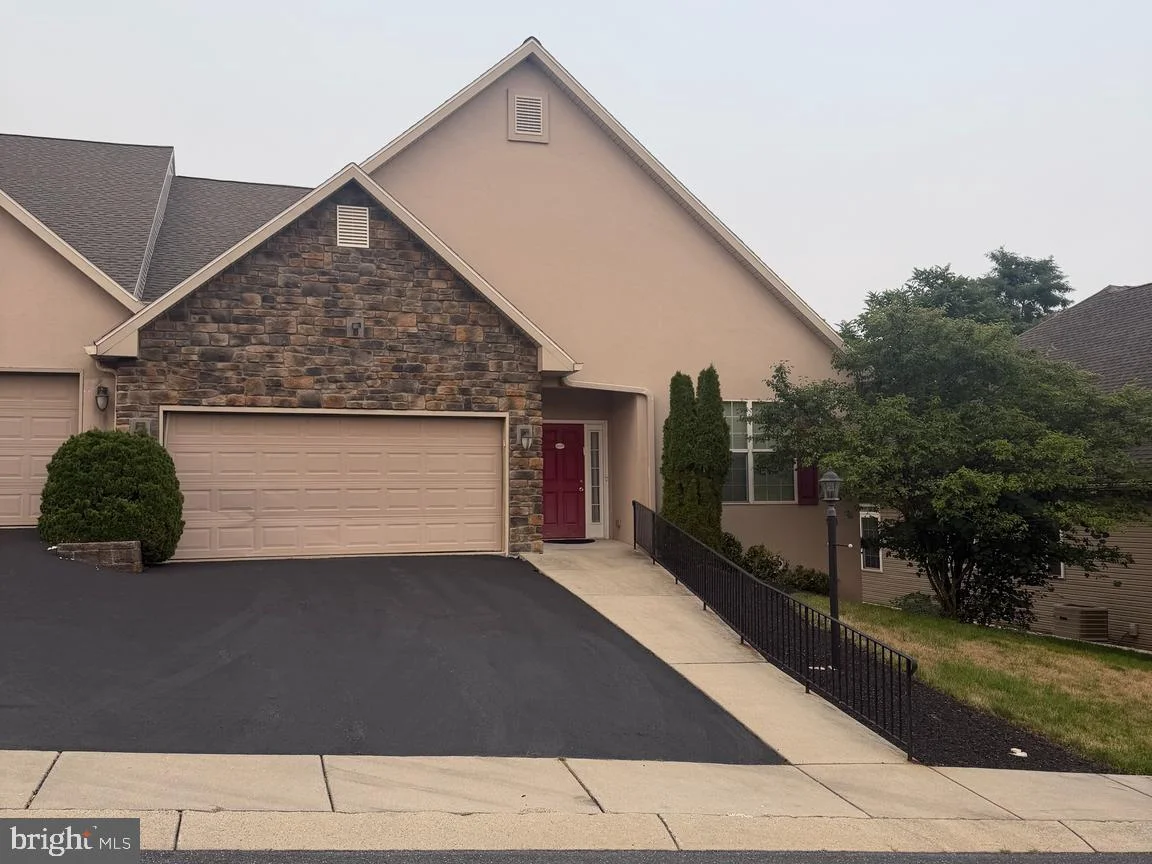 4505 Hillside Court, Harrisburg, PA, 17110