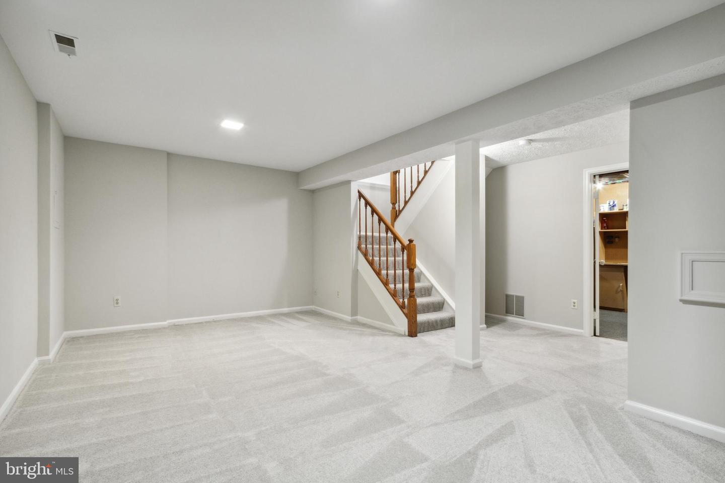 Photo 24 of 30 of 1110 Stevenson Ct townhome