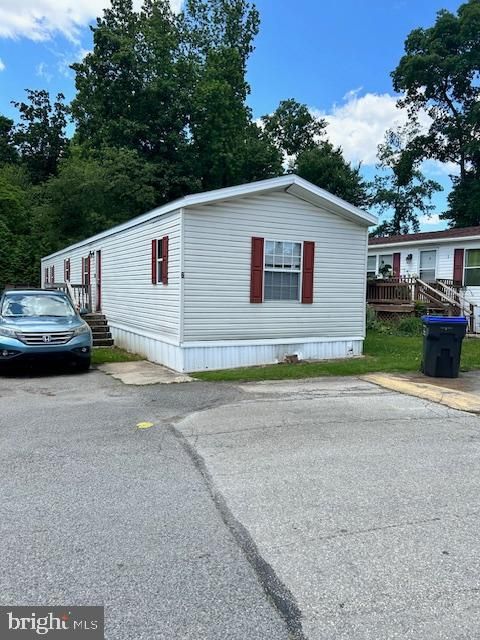 Manufactured Home in Atglen PA 6 Rosewood LANE.jpg