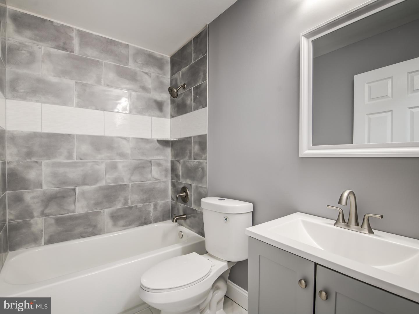 Photo 38 of 47 of 3803 Lansdale Ct #67-11 townhome