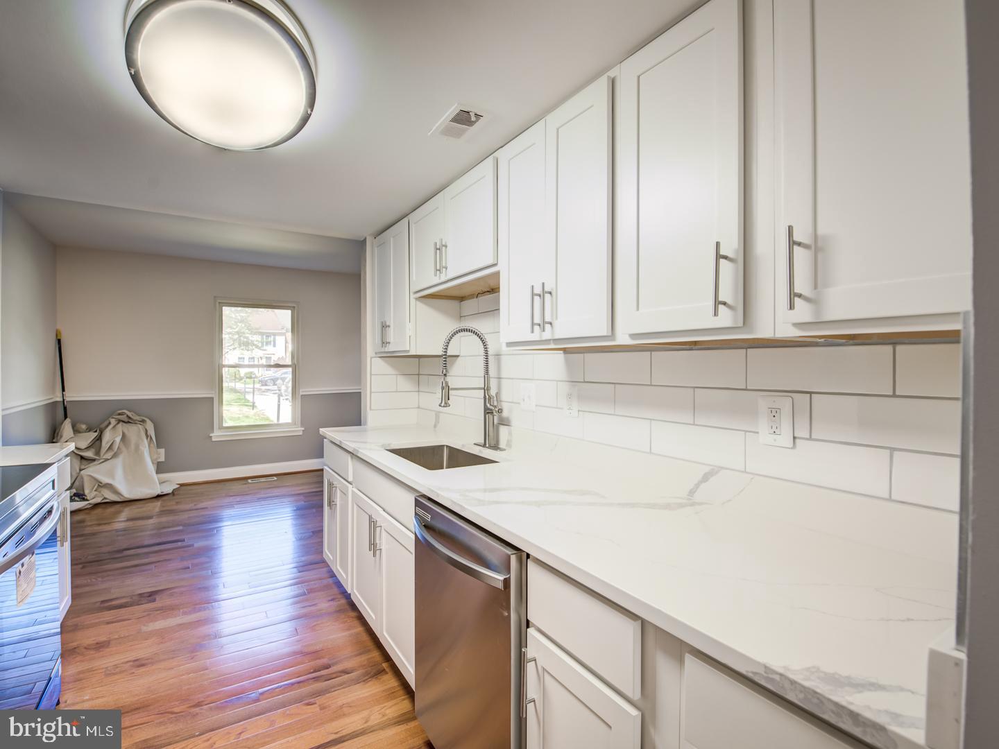 Photo 8 of 47 of 3803 Lansdale Ct #67-11 townhome