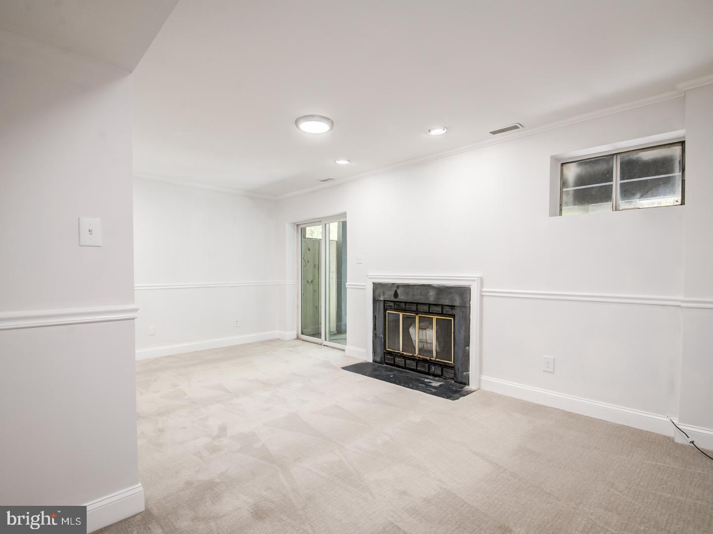 Photo 18 of 47 of 3803 Lansdale Ct #67-11 townhome