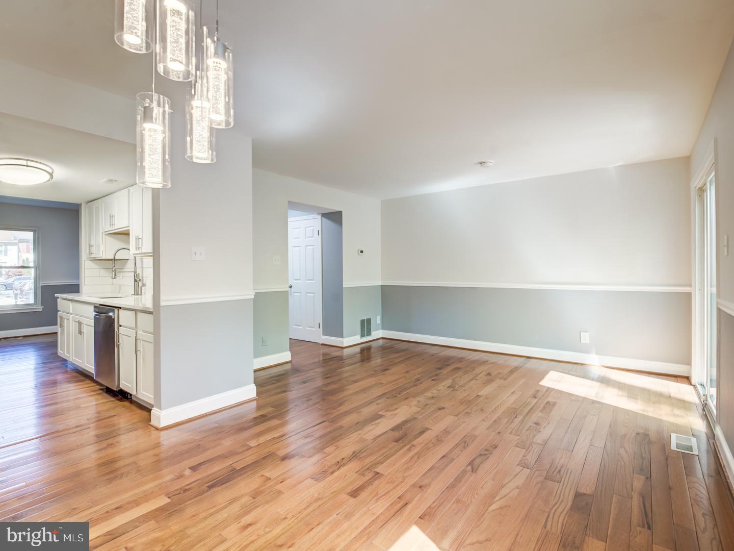 Photo 9 of 47 of 3803 Lansdale Ct #67-11 townhome