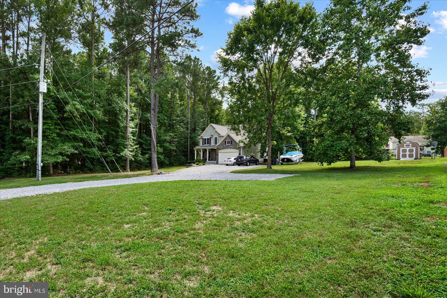 Photo 4 of 48 of 115 Lake Caroline Dr house