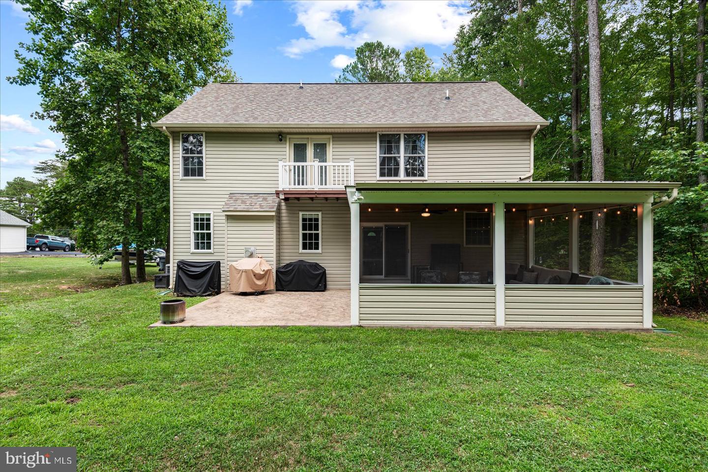 Photo 6 of 48 of 115 Lake Caroline Dr house