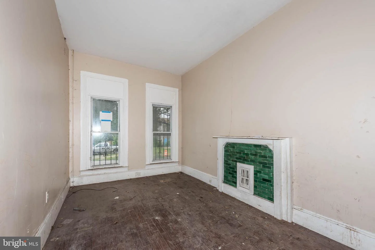214 N Fulton Avenue