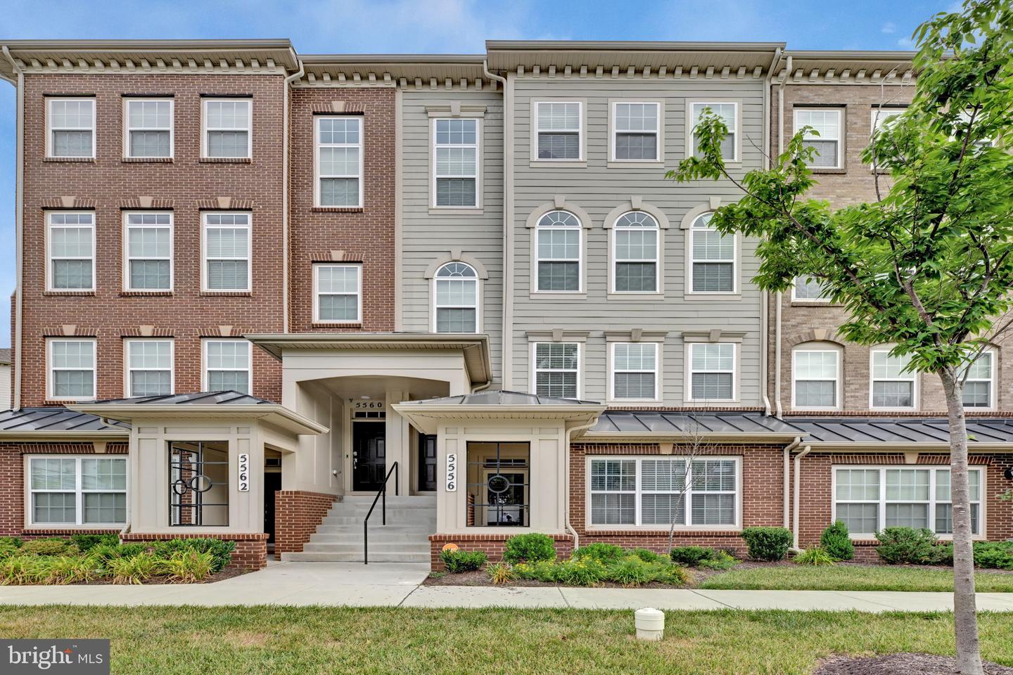 View Lanham, MD 20706 condo