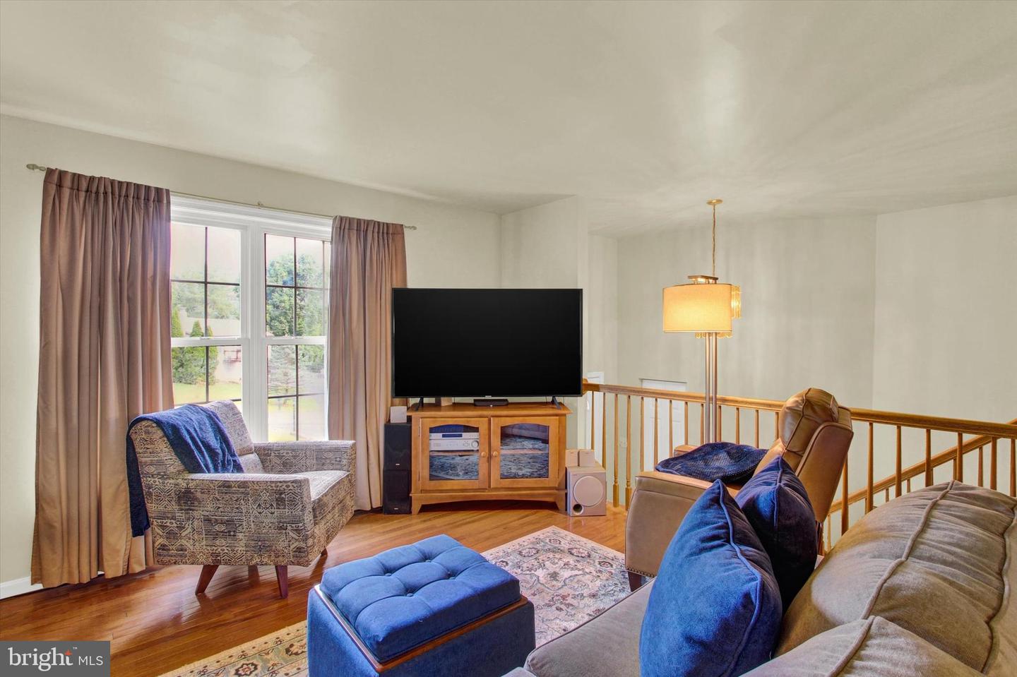 Photo 9 of 28 of 21 Fruitwood Trl house