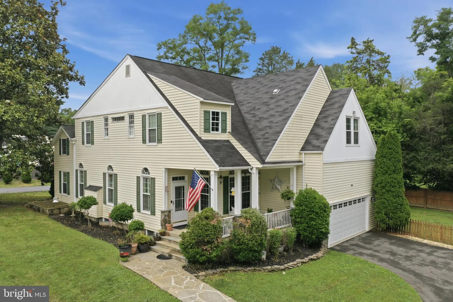 232 Maryland Avenue, Hamilton, VA, 20158