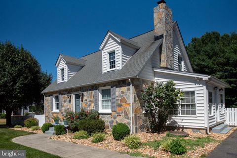 Single Family Residence in Fredericksburg VA 10503 Rhoads DRIVE.jpg