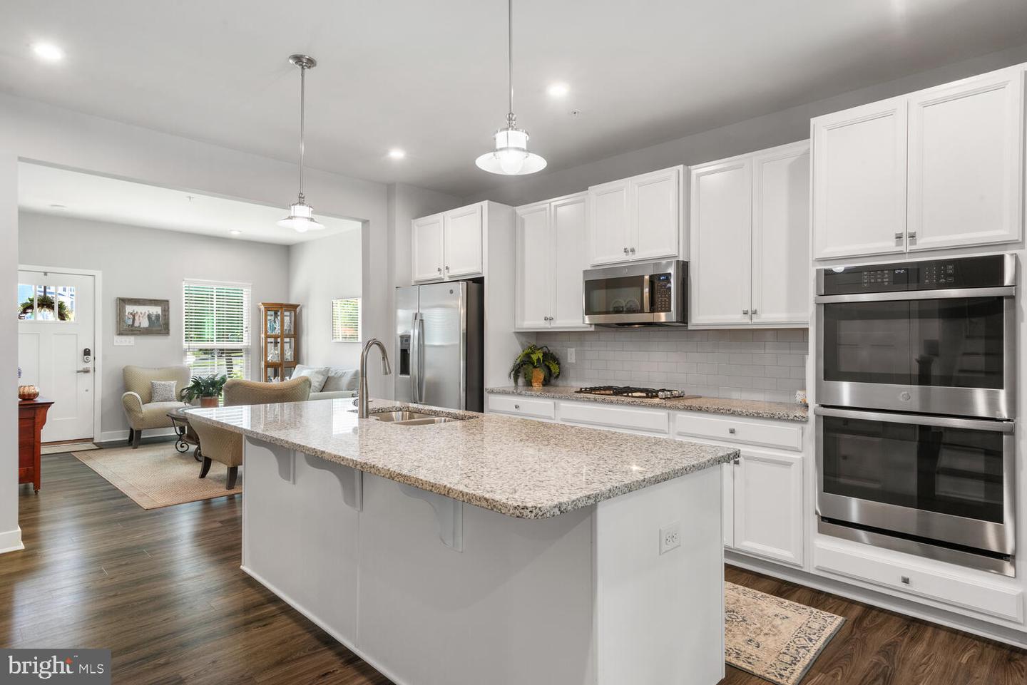 Photo 9 of 39 of 1231 Benjamin Dr townhome