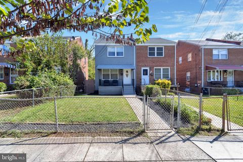 Duplex in Washington DC 791 Barnaby STREET 1.jpg