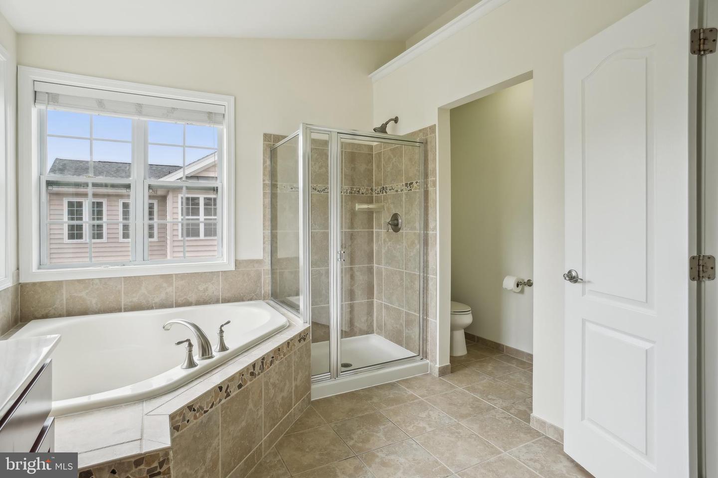 Photo 18 of 29 of 43261 Mitcham Sq townhome