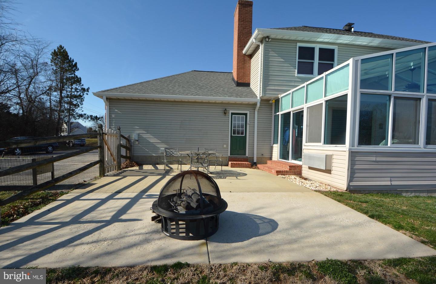Photo 8 of 76 of 1800 Miners Ridge Dr house
