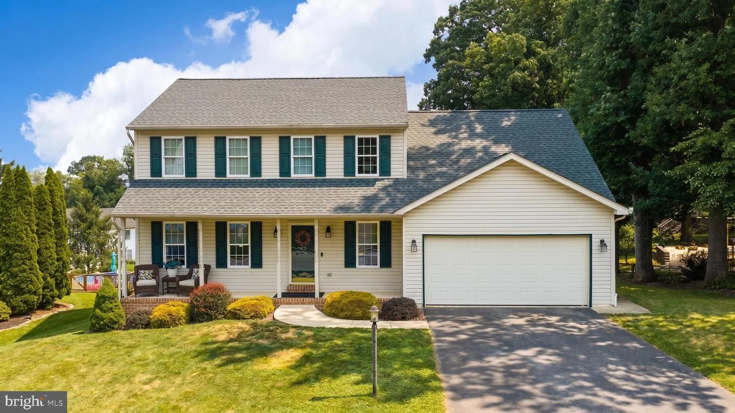 1719 Deer Ford Way
