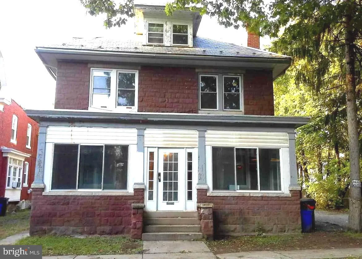 1944 Chestnut Street