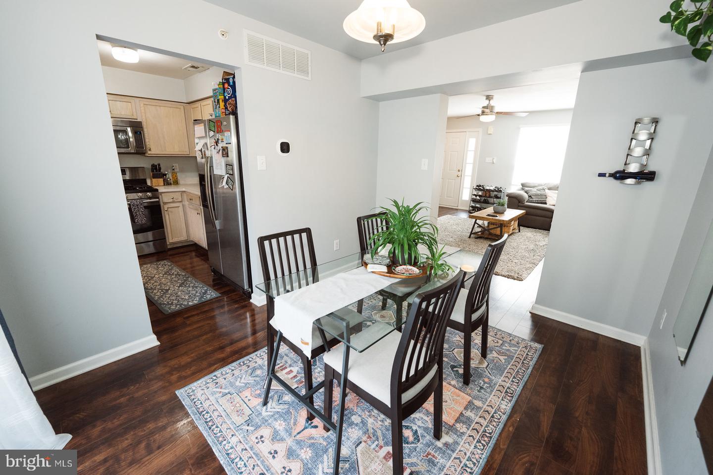 Photo 14 of 35 of 103 Goldfinch Ct townhome