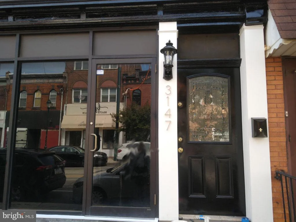 3147 Richmond Street