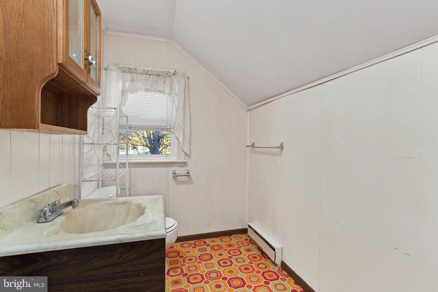 Photo 31 of 32 of 120 Hillymede Rd house