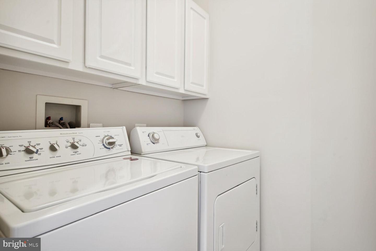 Photo 25 of 36 of 605 Ridgemont Ave townhome