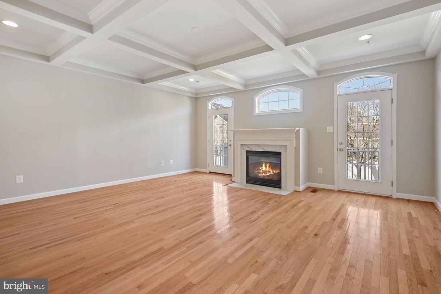 Photo 8 of 36 of 605 Ridgemont Ave townhome
