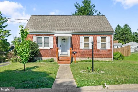 Single Family Residence in Wilmington DE 10 Gregg AVENUE.jpg