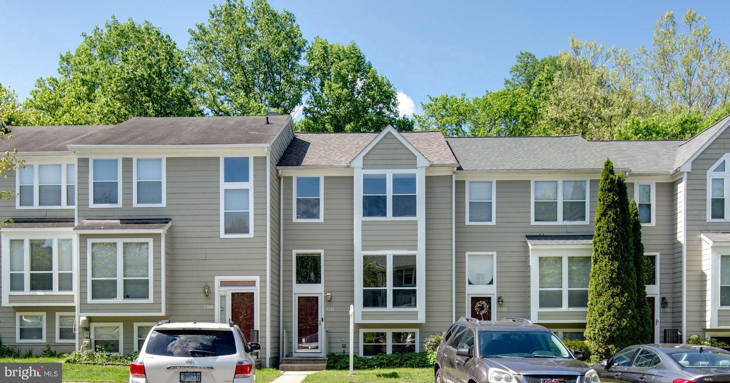 View Ellicott City, MD 21043 townhome