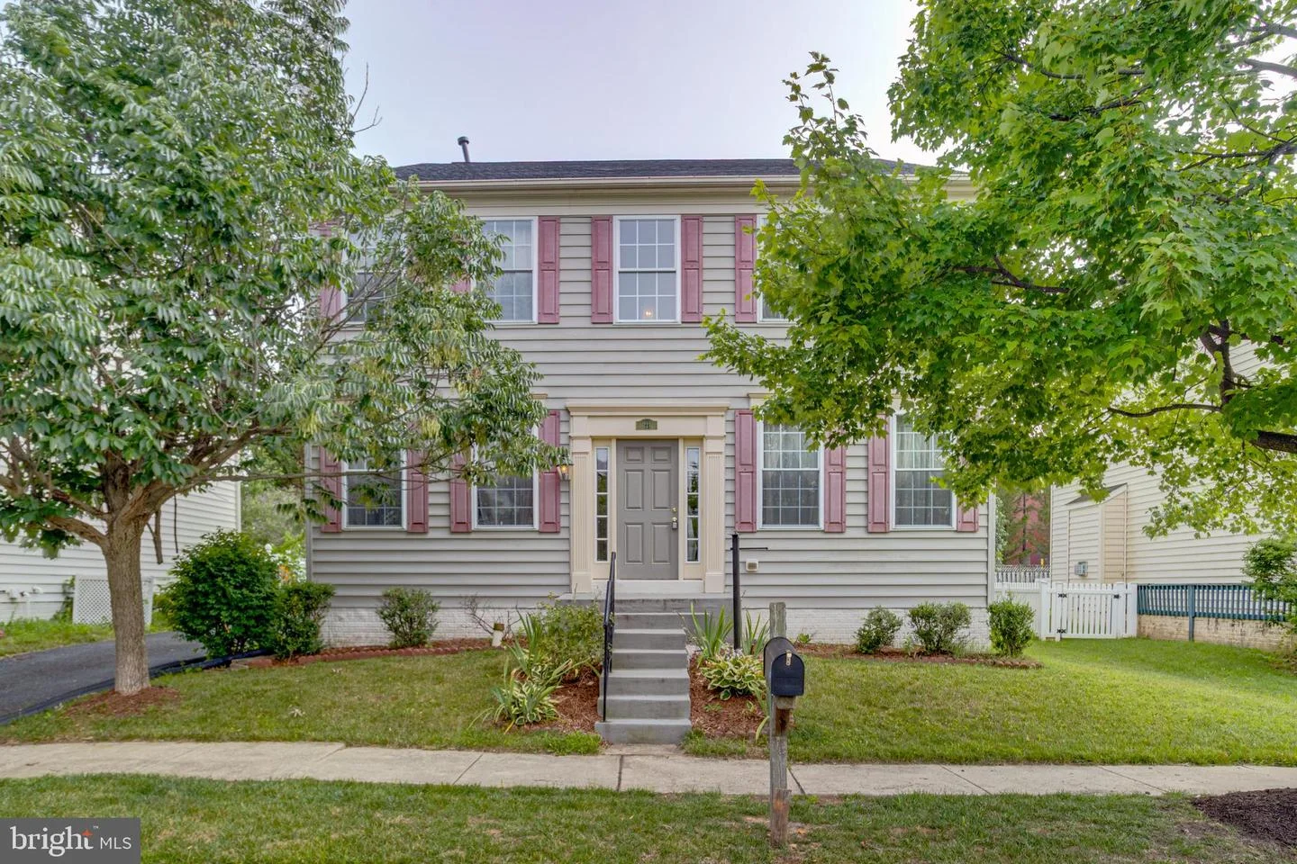 221 Seamaster Road