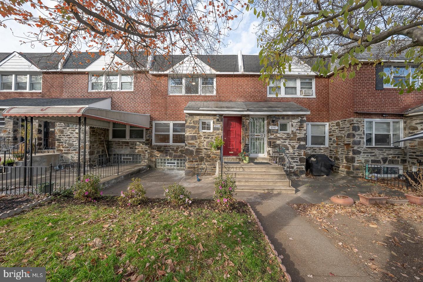 3743 W Country Club Road, Philadelphia, Pennsylvania image 1