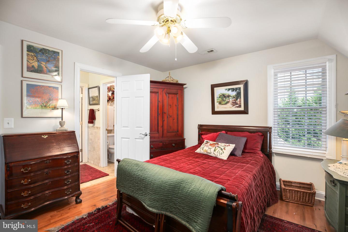 Photo 48 of 81 of 10 Havenwoods Way house