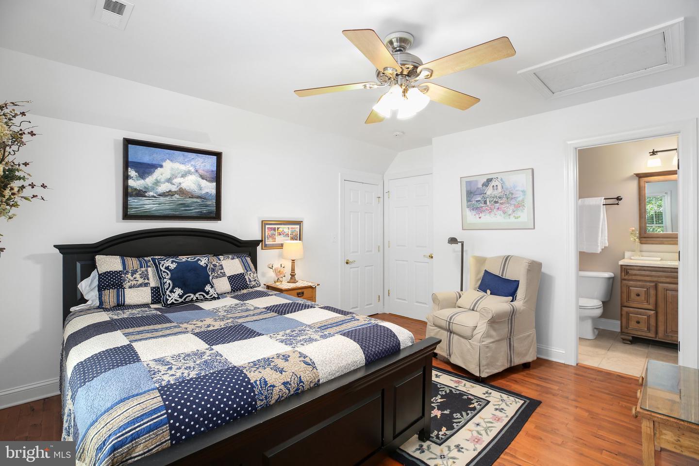 Photo 40 of 81 of 10 Havenwoods Way house