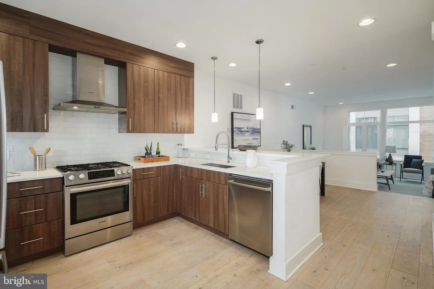 702 N Front Street Unit 2