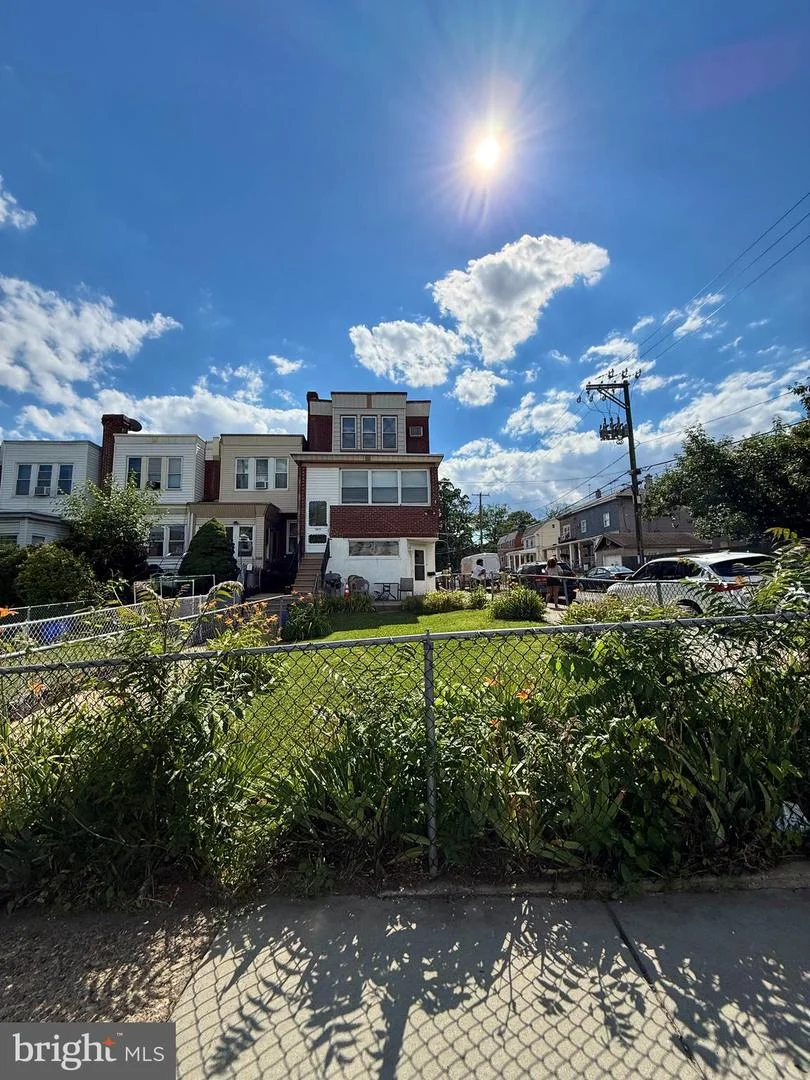4200 Rhawn Street