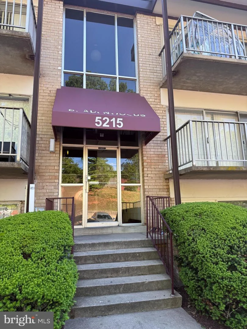 5215 Newton Street Unit 302, Bladensburg, MD, 20710