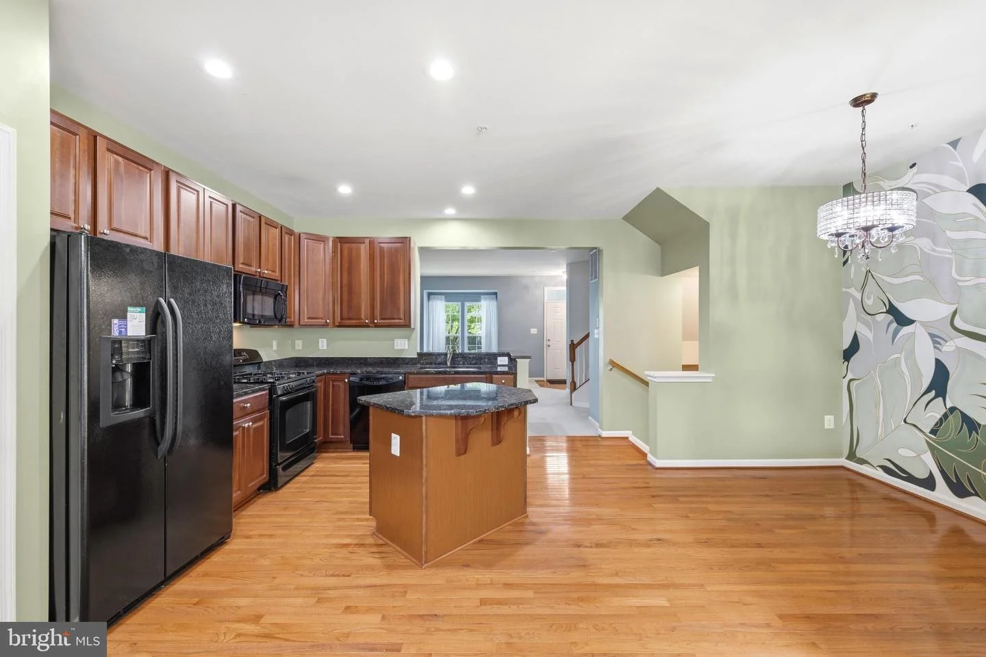 1141 Wilberforce Court