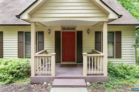 Single Family Residence in Palmyra VA 13 Chatham Ln Ln 22.jpg