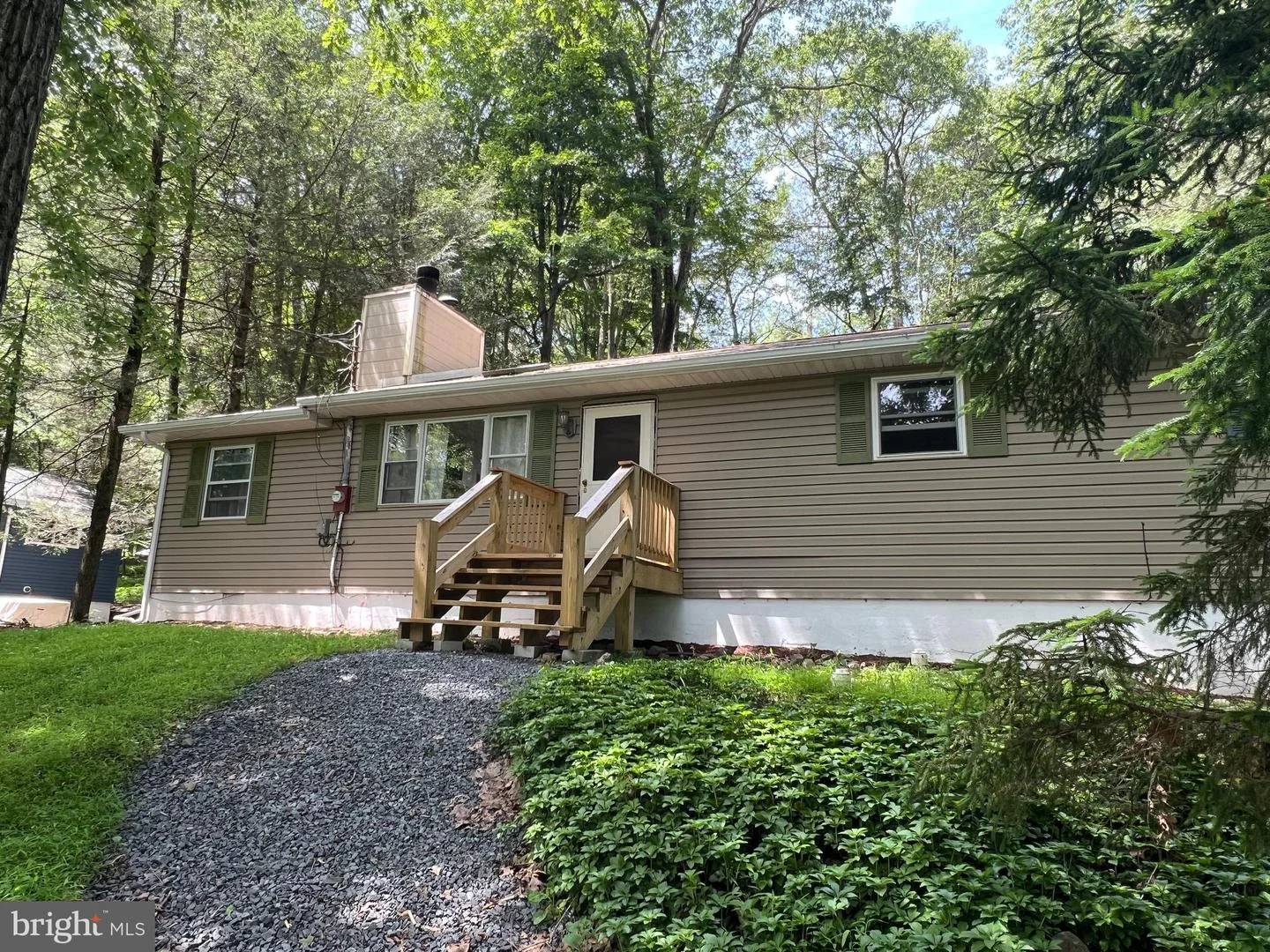 1553 Locust Lane