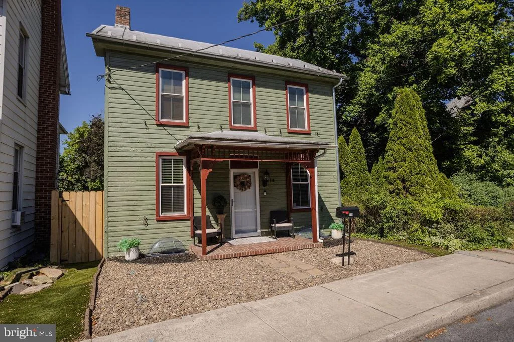 118 N Prince Street
