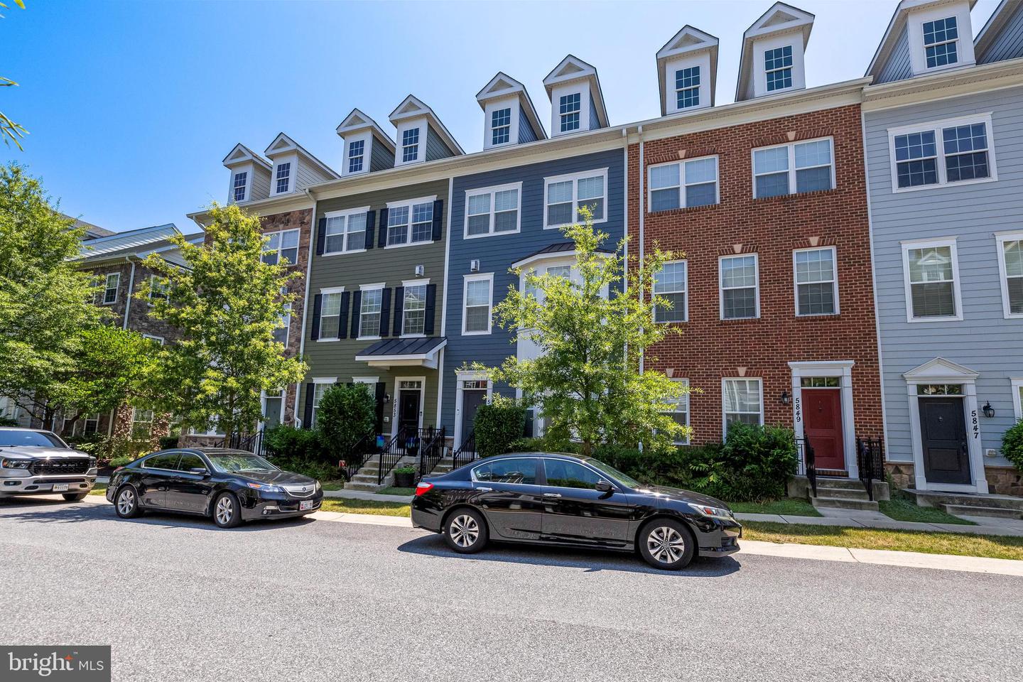 View Ellicott City, MD 21043 townhome